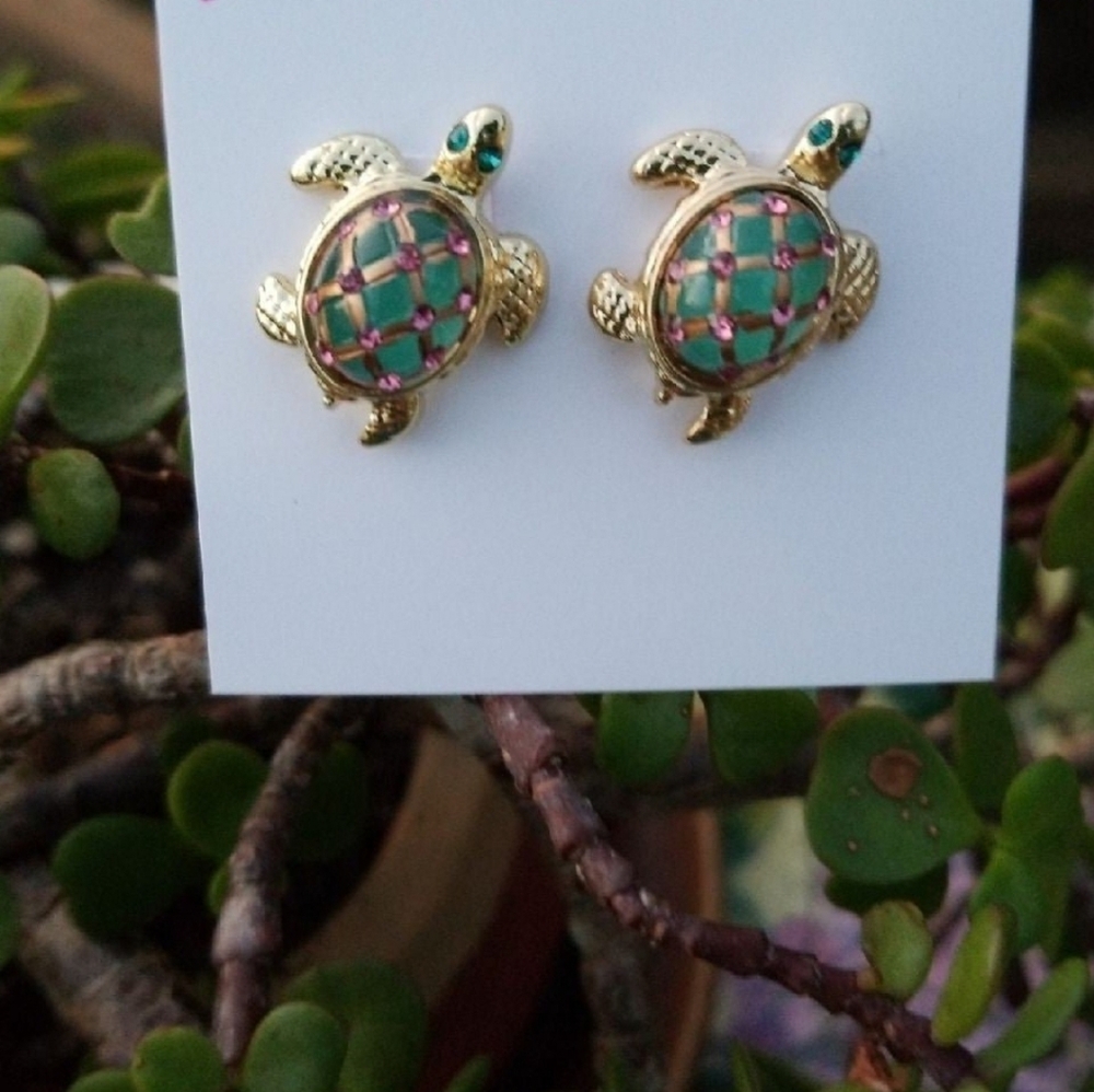 Authentic Betsey Johnson Turtle 🐢 Eàrrings🔥 SALE $ 25. - Picture 4 of 4